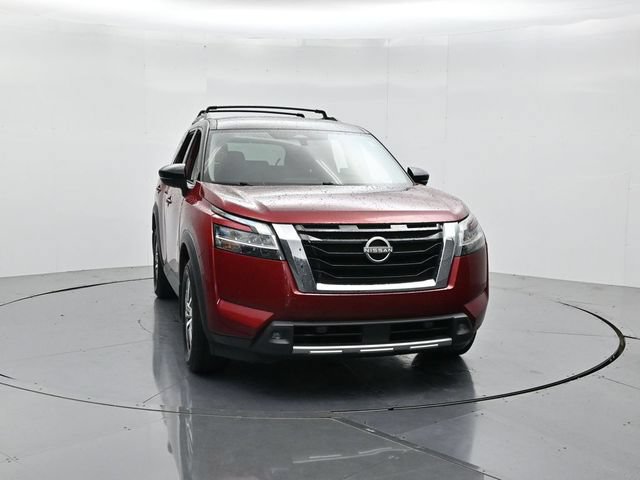 Used 2022 Nissan Pathfinder SL AWD/4WD image 4