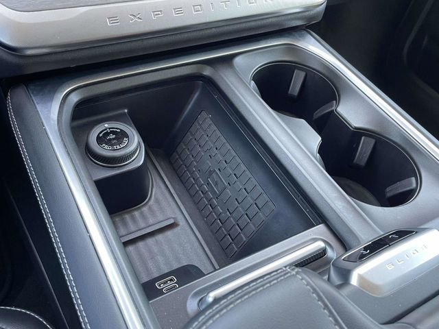 Certified 2025 Ford Expedition Max Platinum AWD/4WD image 14