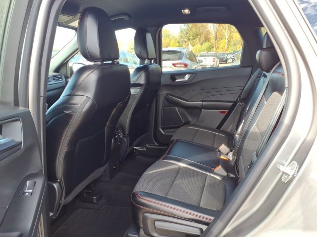Certified 2024 Ford Escape ST-Line Select w/ Tech Pack #1 AWD/4WD image 10