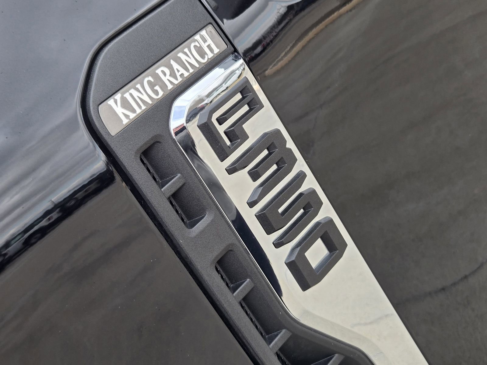 Certified 2025 Ford F350 King Ranch w/ Chrome Package image 12