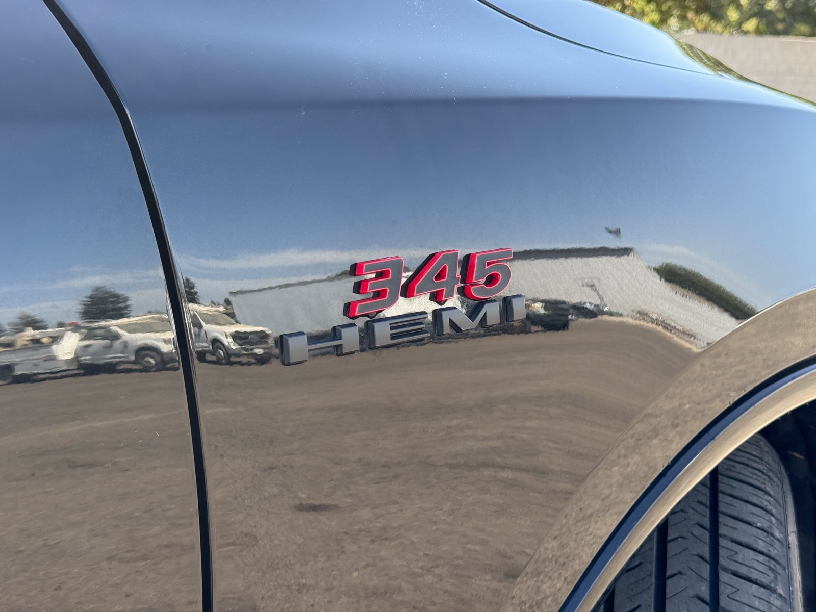 Used 2021 Dodge Durango R/T w/ Blacktop Package RWD image 5