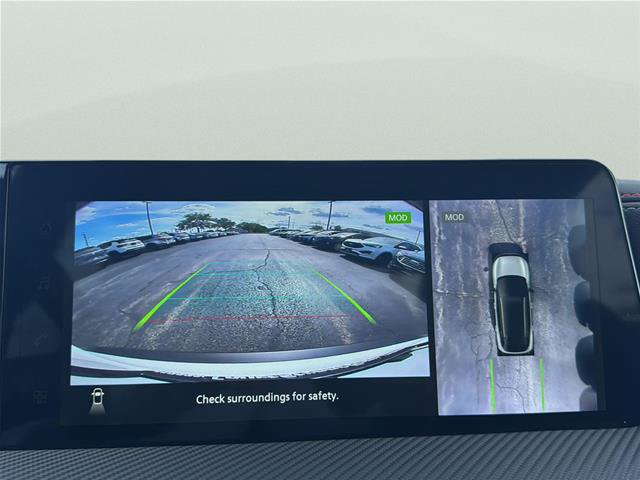 Used 2026 Nissan Kicks SR FWD image 28
