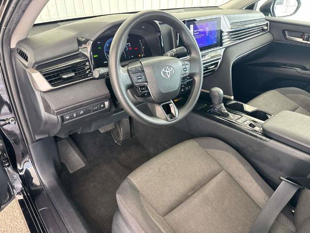 Used 2025 Toyota Camry LE FWD image 22