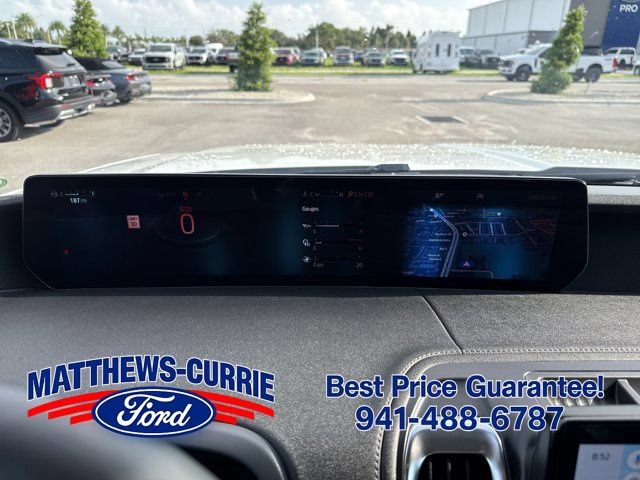 Certified 2025 Ford Expedition Platinum AWD/4WD image 18