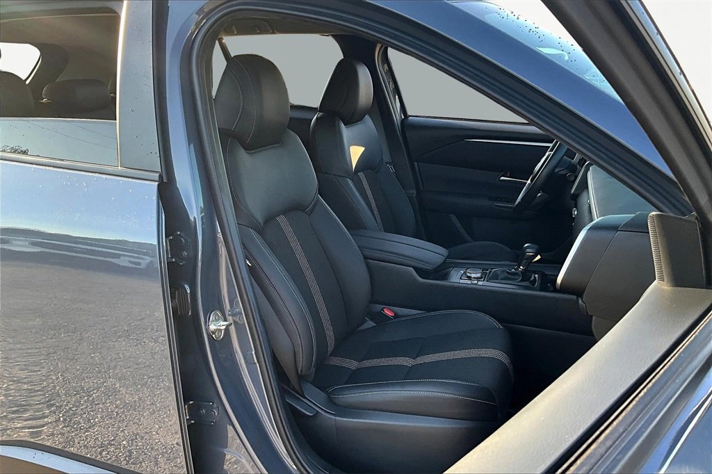 Used 2024 MAZDA CX-50 AWD 2.5 S w/ Cargo Package image 9