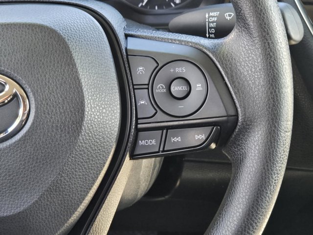 Used 2025 Toyota Corolla LE w/ Convenience Package FWD image 15