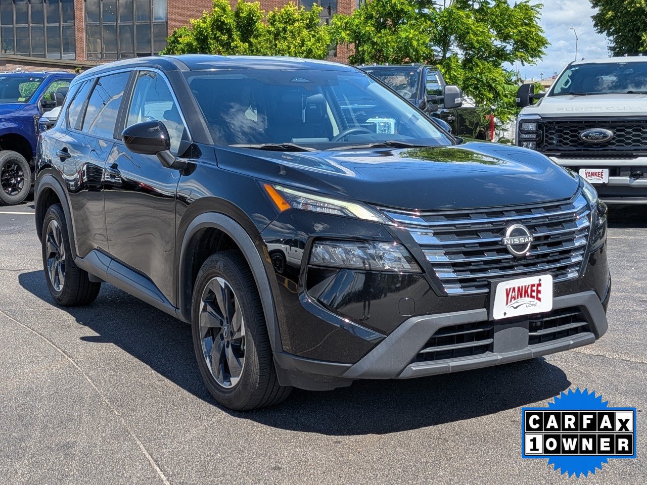 Used 2024 Nissan Rogue SV AWD/4WD image 33