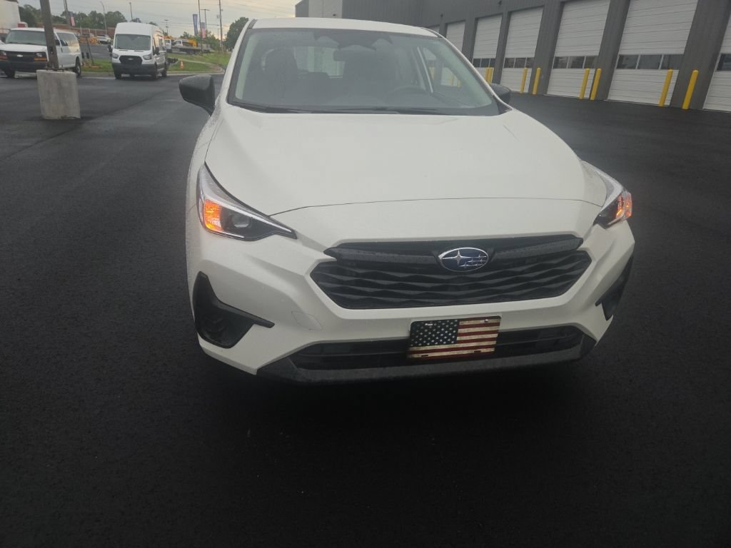 Used 2024 Subaru Impreza 2.0i AWD/4WD image 2