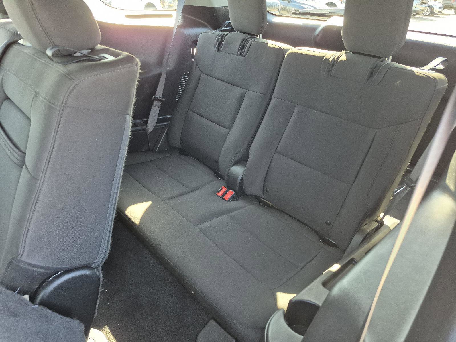 Certified 2022 Ford Explorer XLT RWD image 11