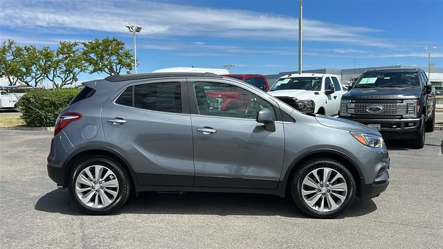 Used 2020 Buick Encore Preferred w/ Safety Package FWD image 2