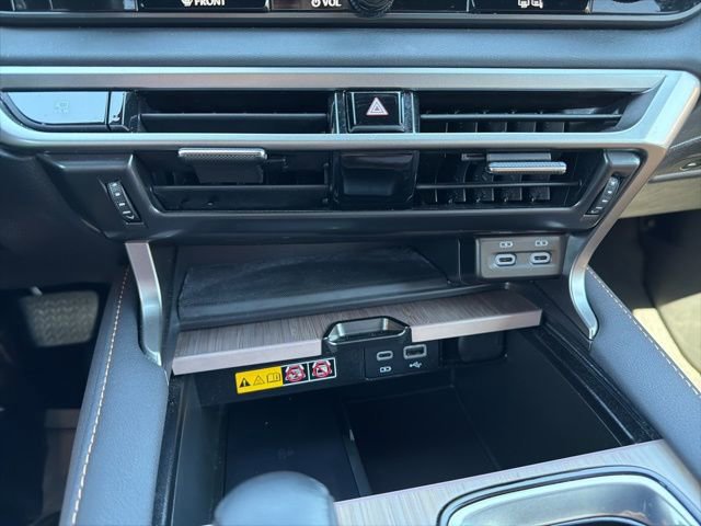 Used 2024 Lexus RX 350 Premium w/ Convenience Package image 24