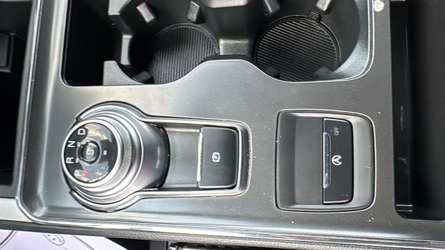 Certified 2023 Ford Edge ST-Line image 25