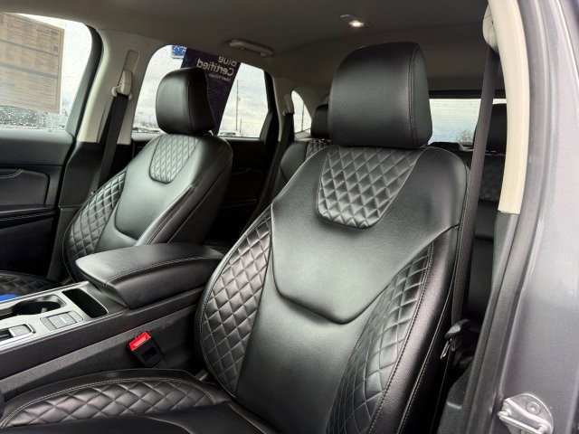 Certified 2024 Ford Edge Titanium AWD/4WD image 17