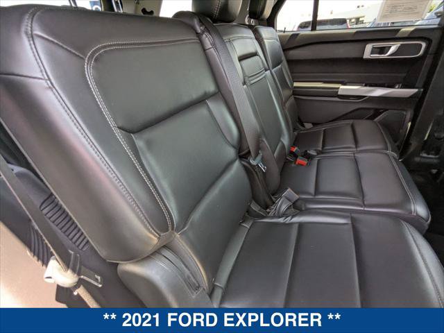 Certified 2021 Ford Explorer XLT w/ Equipment Group 202A RWD image 21