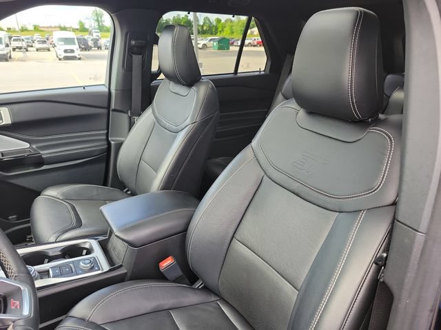 Certified 2023 Ford Explorer ST w/ Equipment Group 401A AWD/4WD image 5