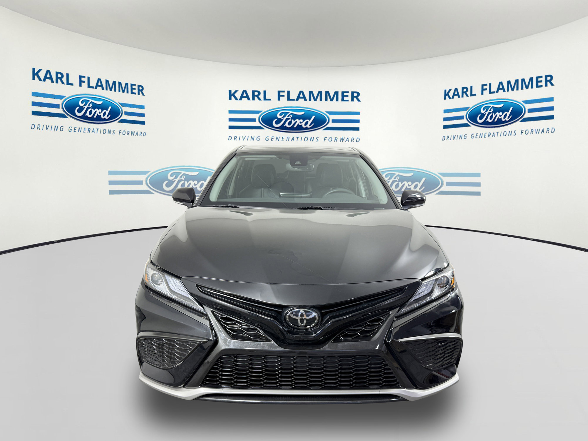 Used 2024 Toyota Camry XSE image 6