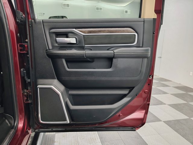 Used 2021 RAM 3500 Laramie AWD/4WD image 34