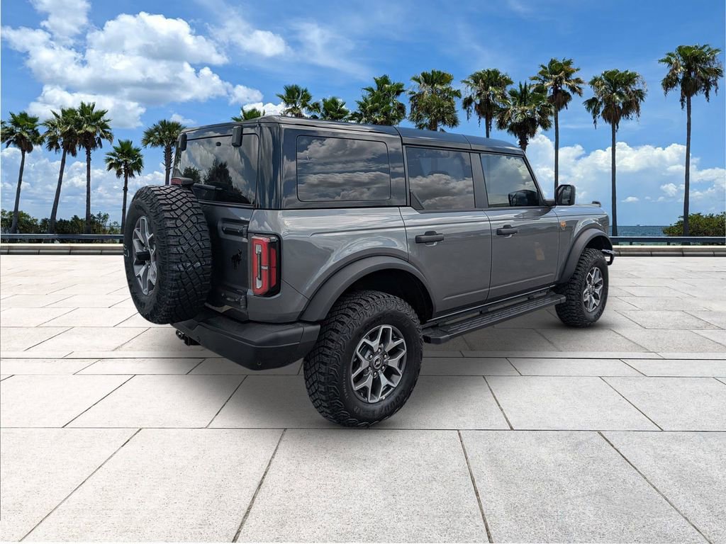 Certified 2025 Ford Bronco Badlands AWD/4WD image 8