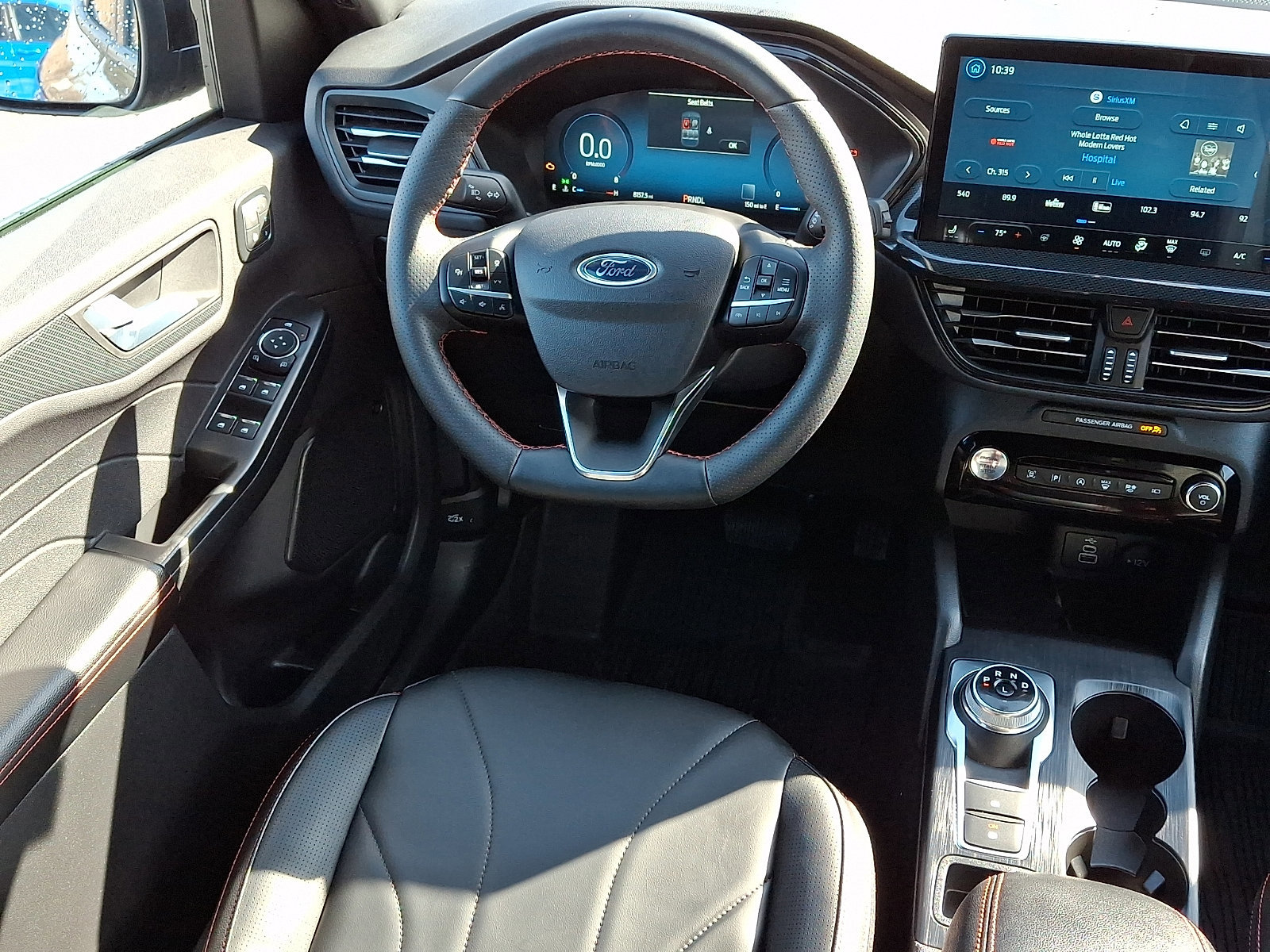 Certified 2025 Ford Escape ST-Line Elite w/ Premium Technology Package image 14