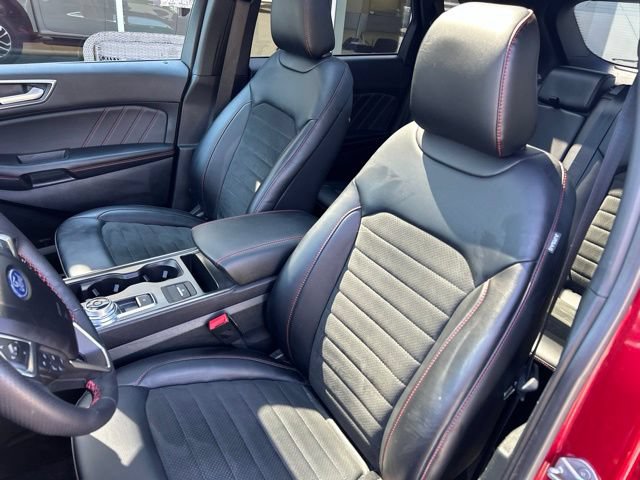 Certified 2023 Ford Edge ST-Line w/ Class II Trailer Tow Package AWD/4WD image 13