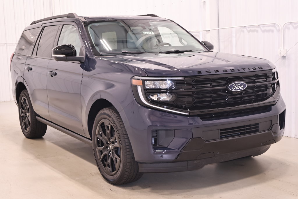Certified 2027 Ford Expedition Platinum AWD/4WD image 4