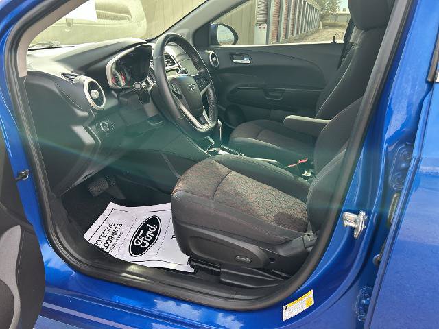 Used 2019 Chevrolet Sonic LT w/ Convenience Package FWD image 10