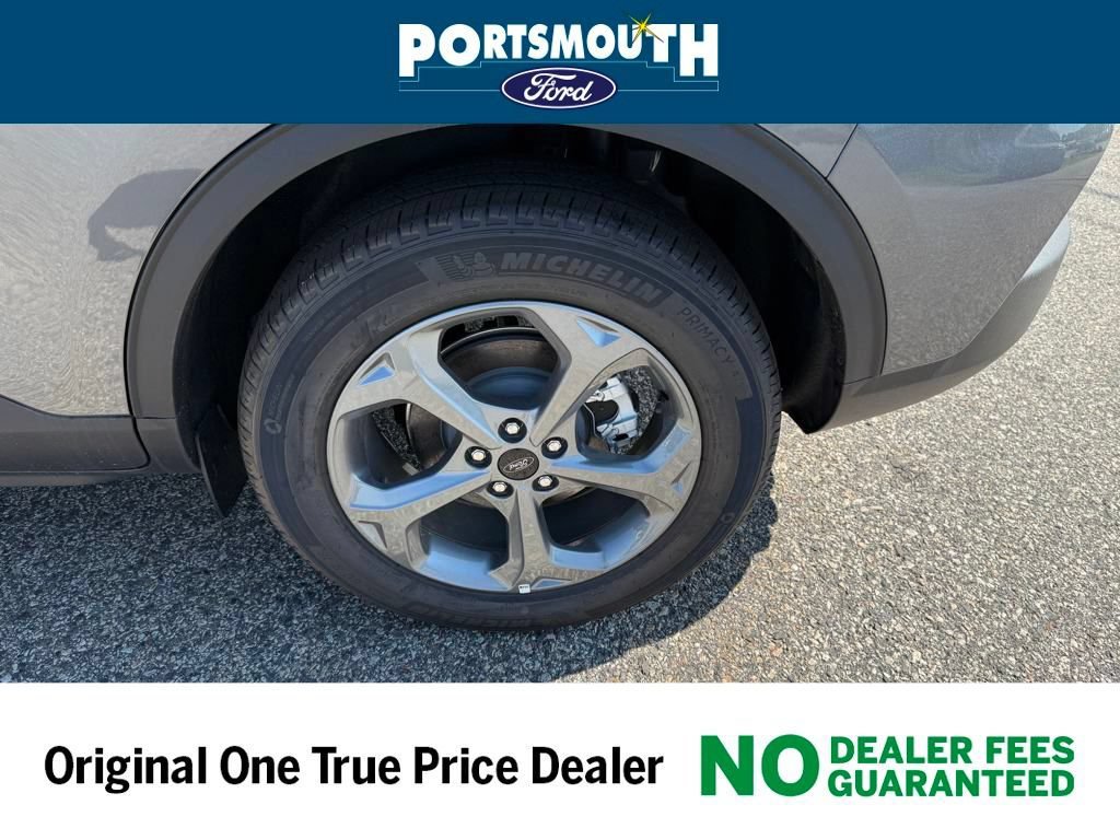 Certified 2025 Ford Escape ST-Line Select w/ Tech Pack #1 AWD/4WD image 30