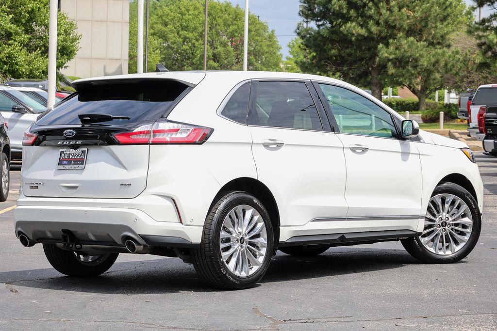 Certified 2024 Ford Edge Titanium w/ Titanium Elite Package AWD/4WD image 3