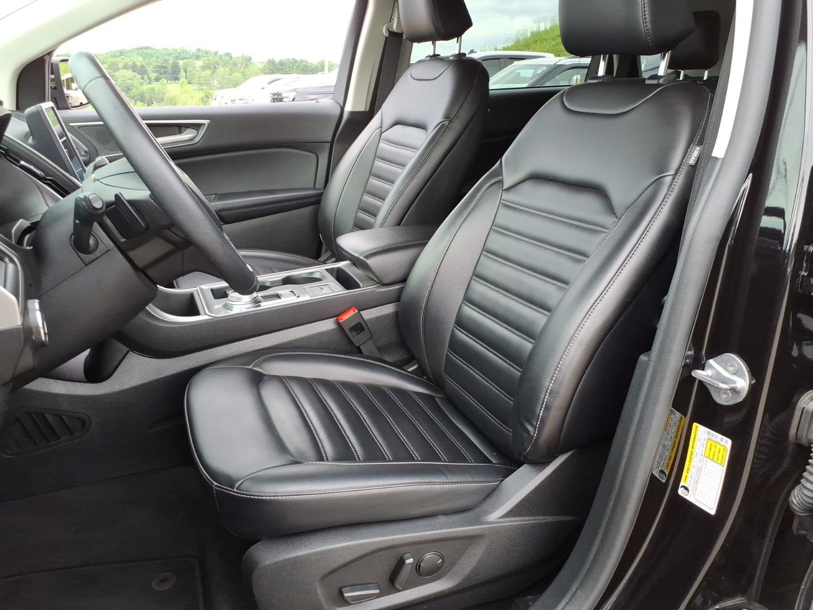 Certified 2024 Ford Edge SEL w/ Convenience Package AWD/4WD image 8
