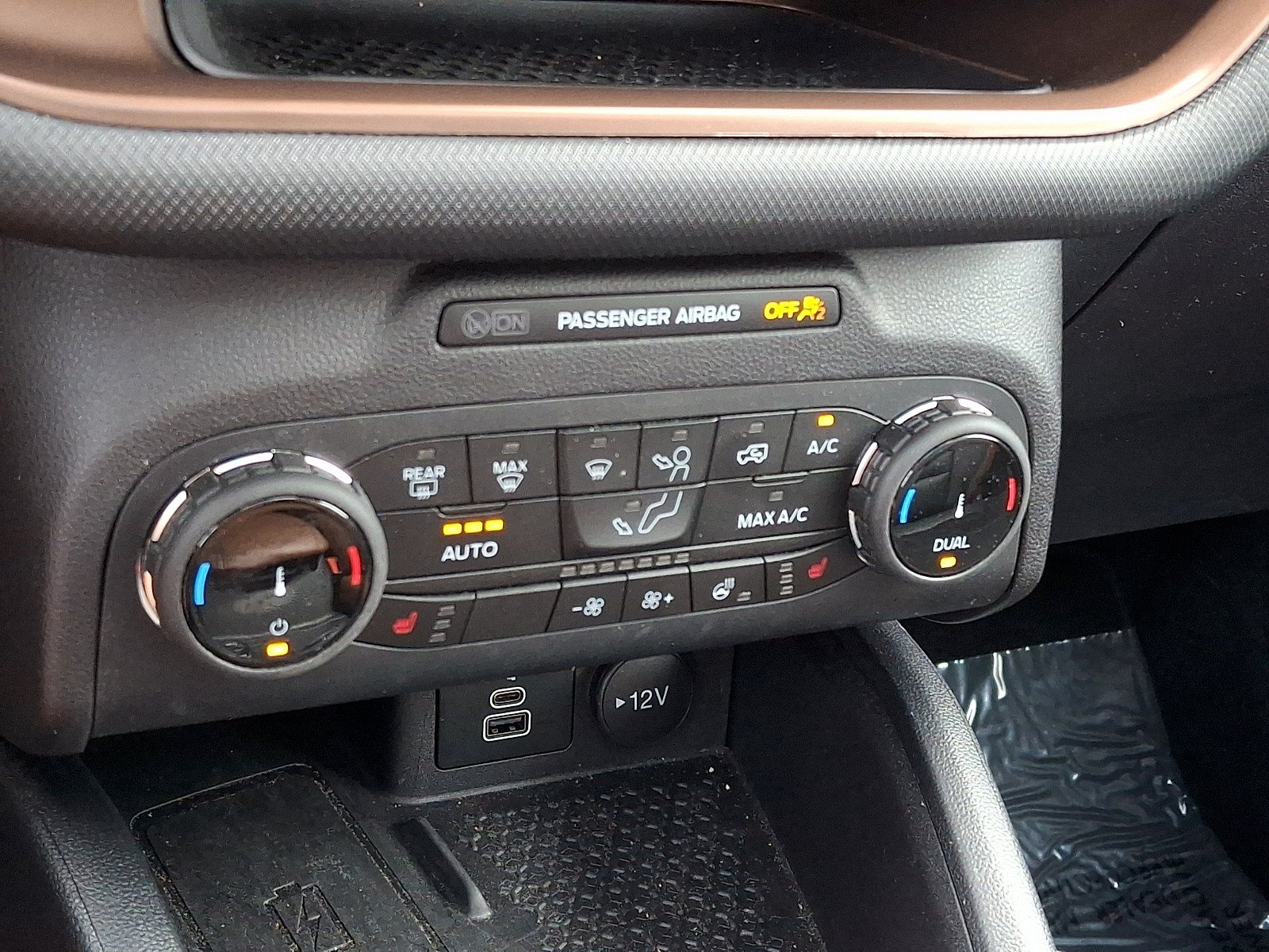 Certified 2024 Ford Bronco Sport Outer Banks w/ Tech Package AWD/4WD image 15