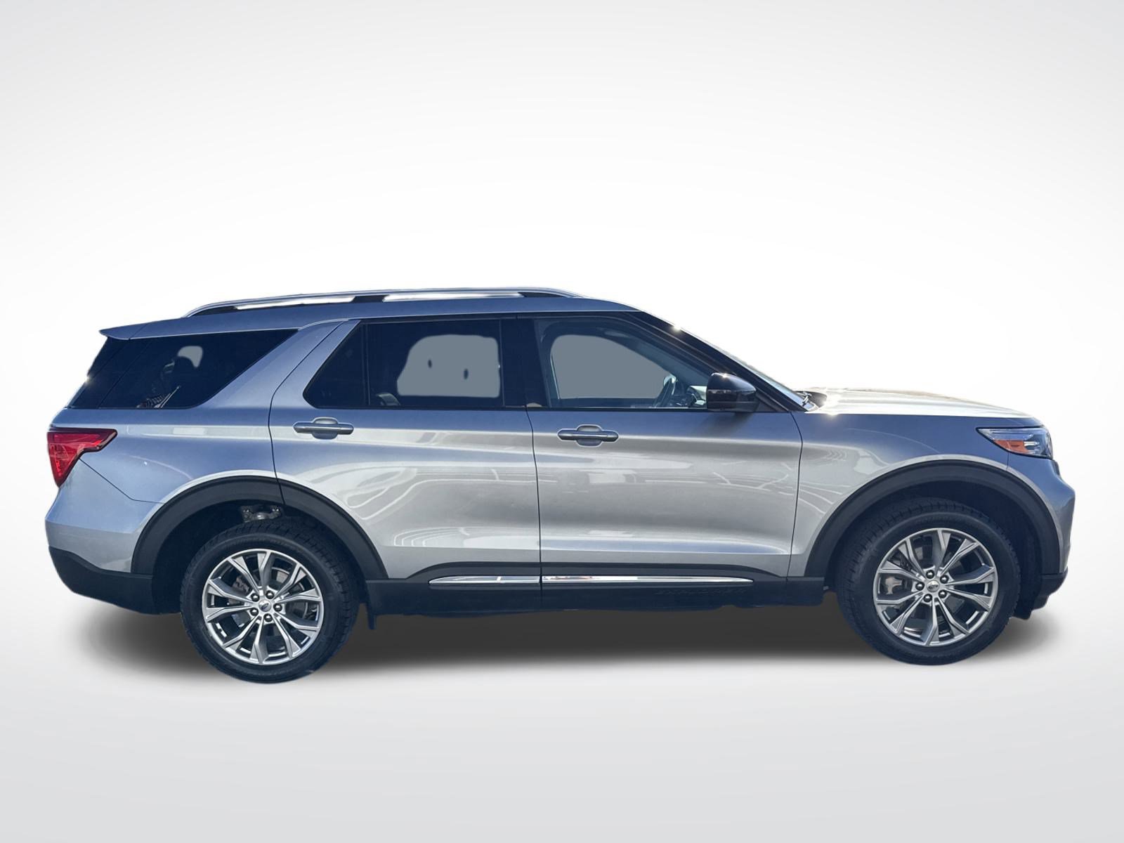 Certified 2022 Ford Explorer Limited image 3