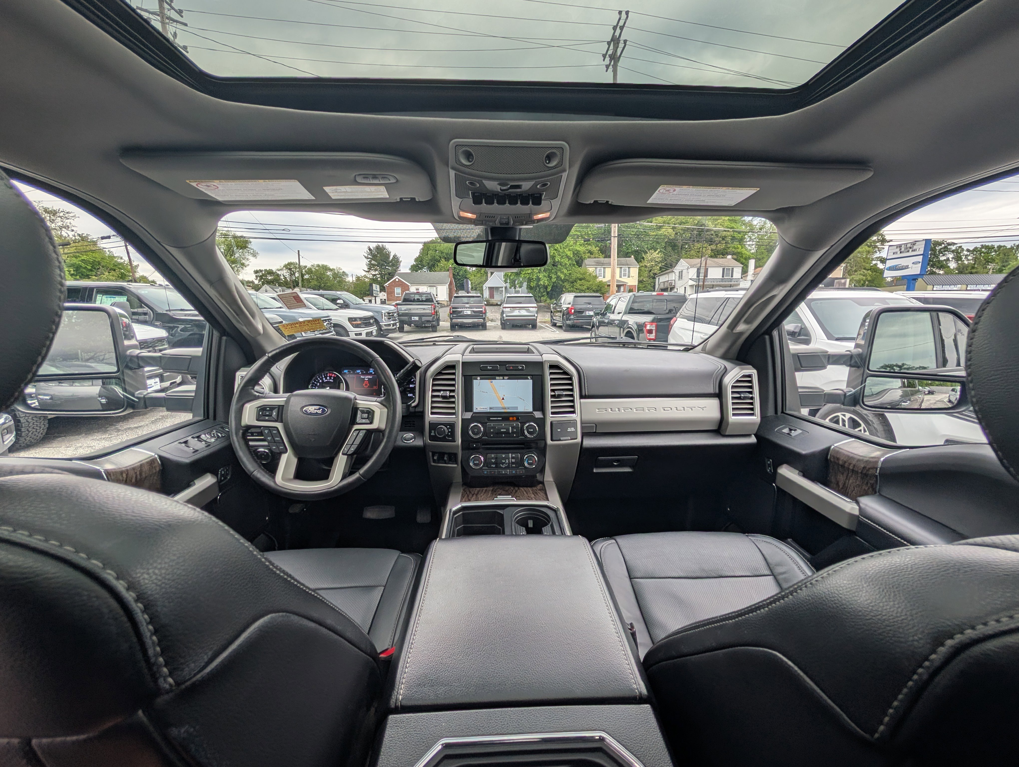 Certified 2017 Ford F250 Lariat w/ Lariat Ultimate Package AWD/4WD image 17