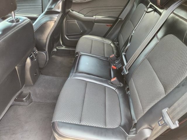 Certified 2024 Ford Escape ST-Line FWD image 30