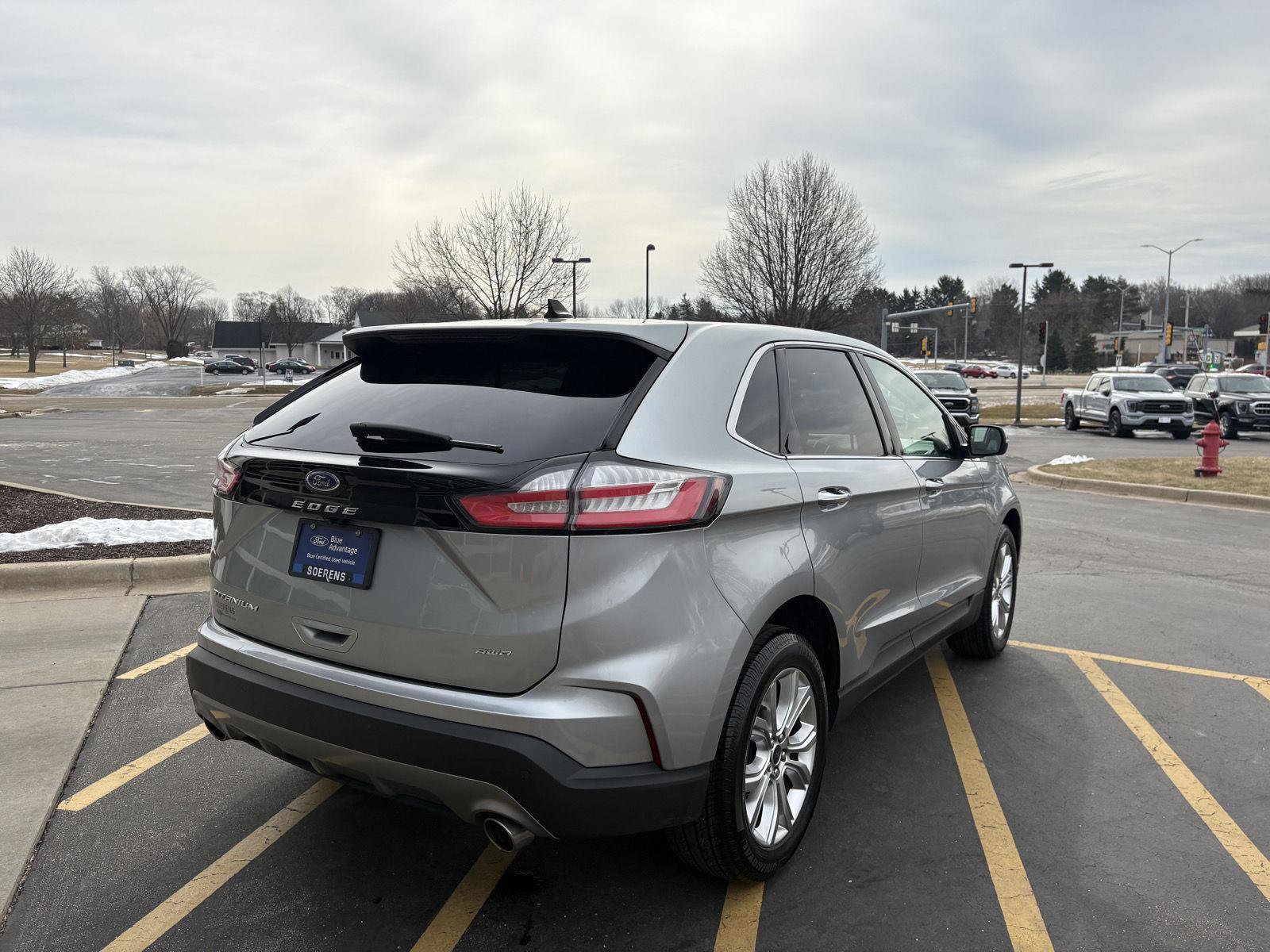 Certified 2022 Ford Edge Titanium image 6