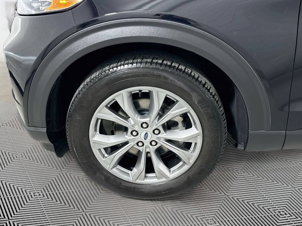 Certified 2023 Ford Explorer Limited AWD/4WD image 25
