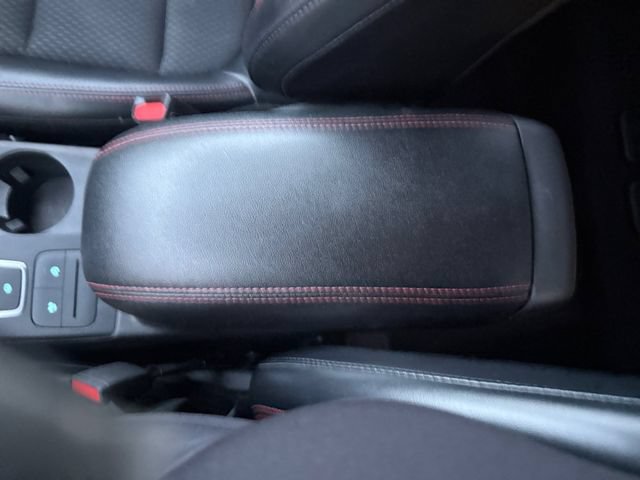 Certified 2024 Ford Escape ST-Line AWD/4WD image 13