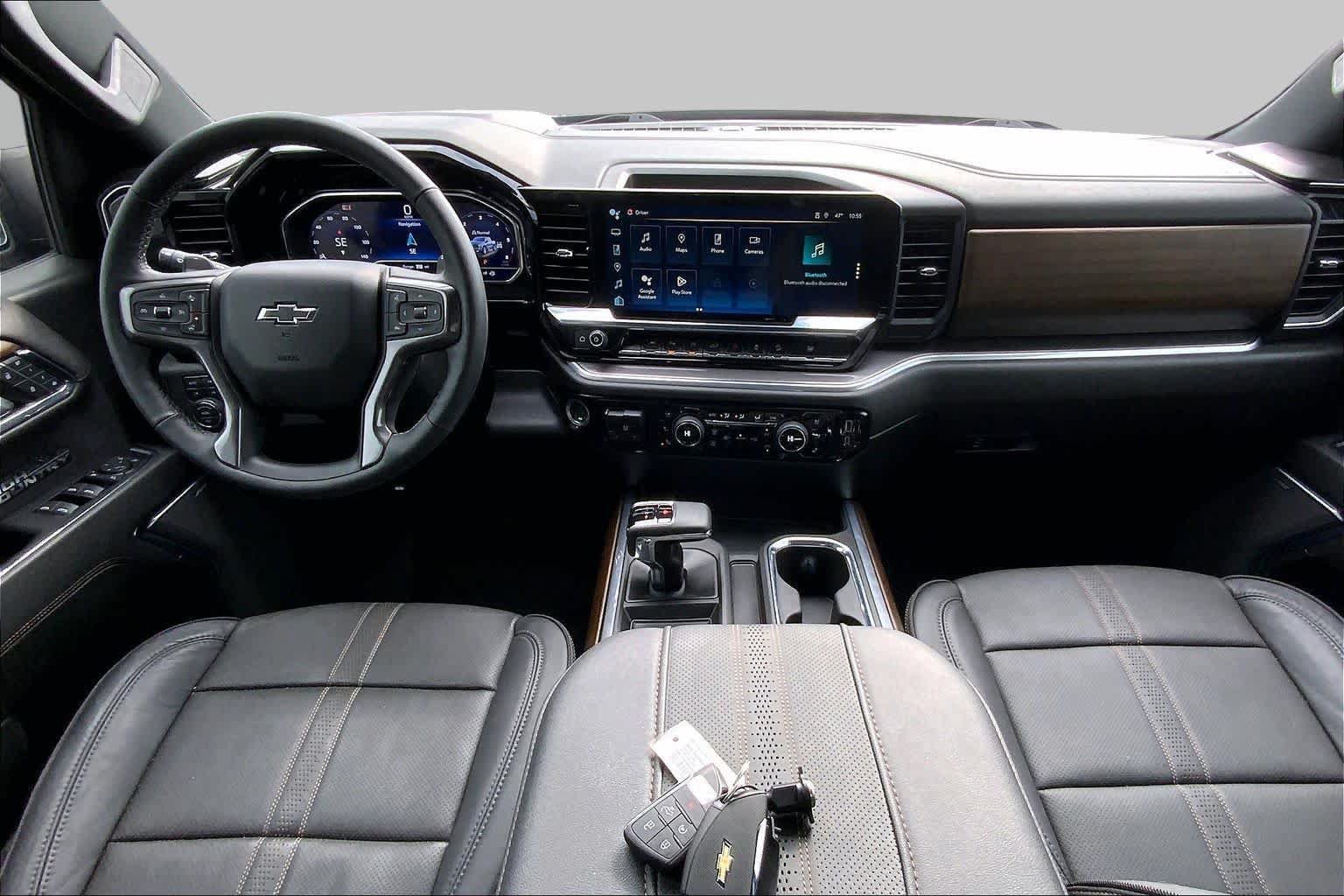 Used 2024 Chevrolet Silverado 1500 High Country w/ Midnight Edition AWD/4WD image 16