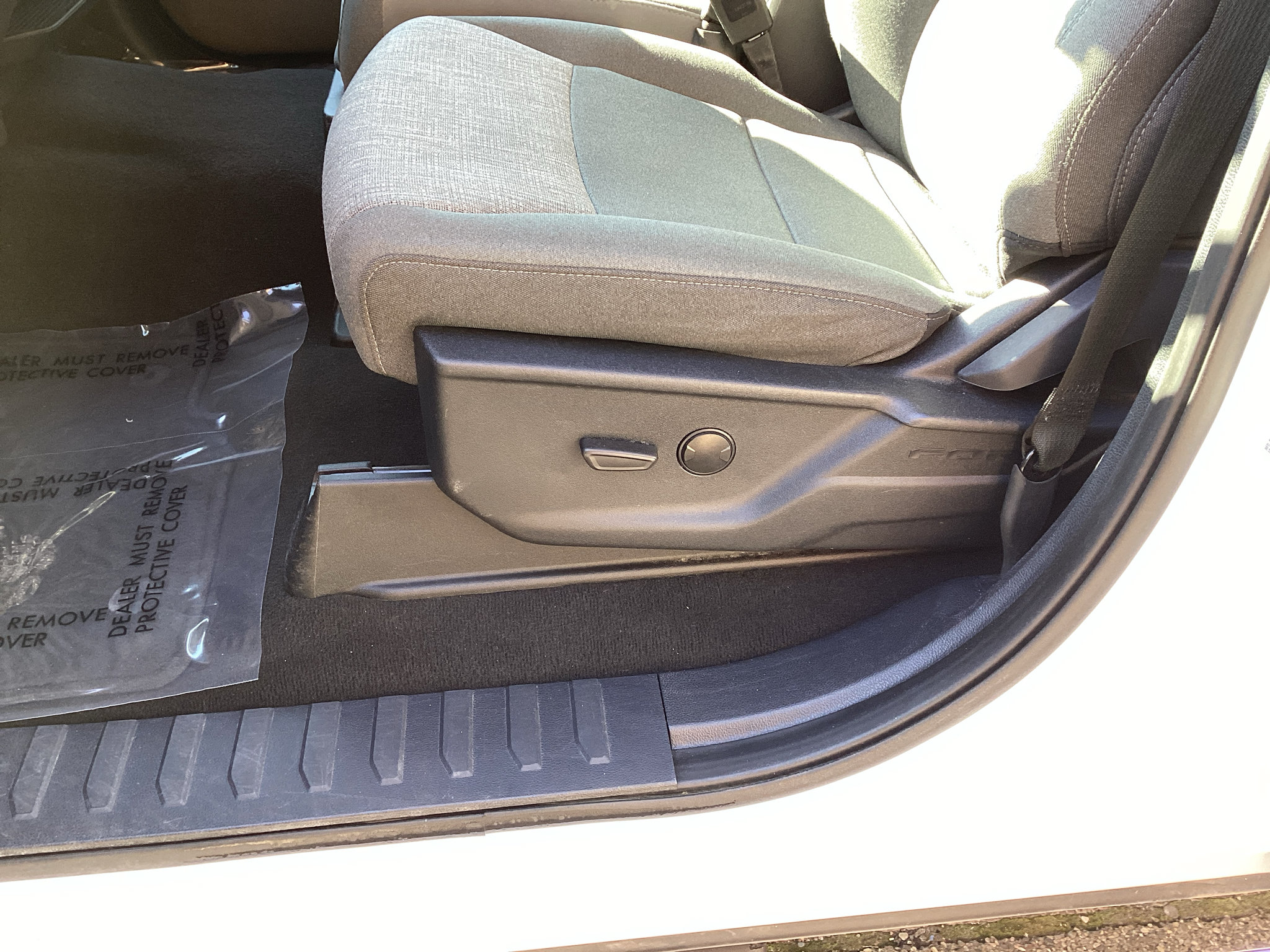 Certified 2025 Ford F250 XLT AWD/4WD image 15