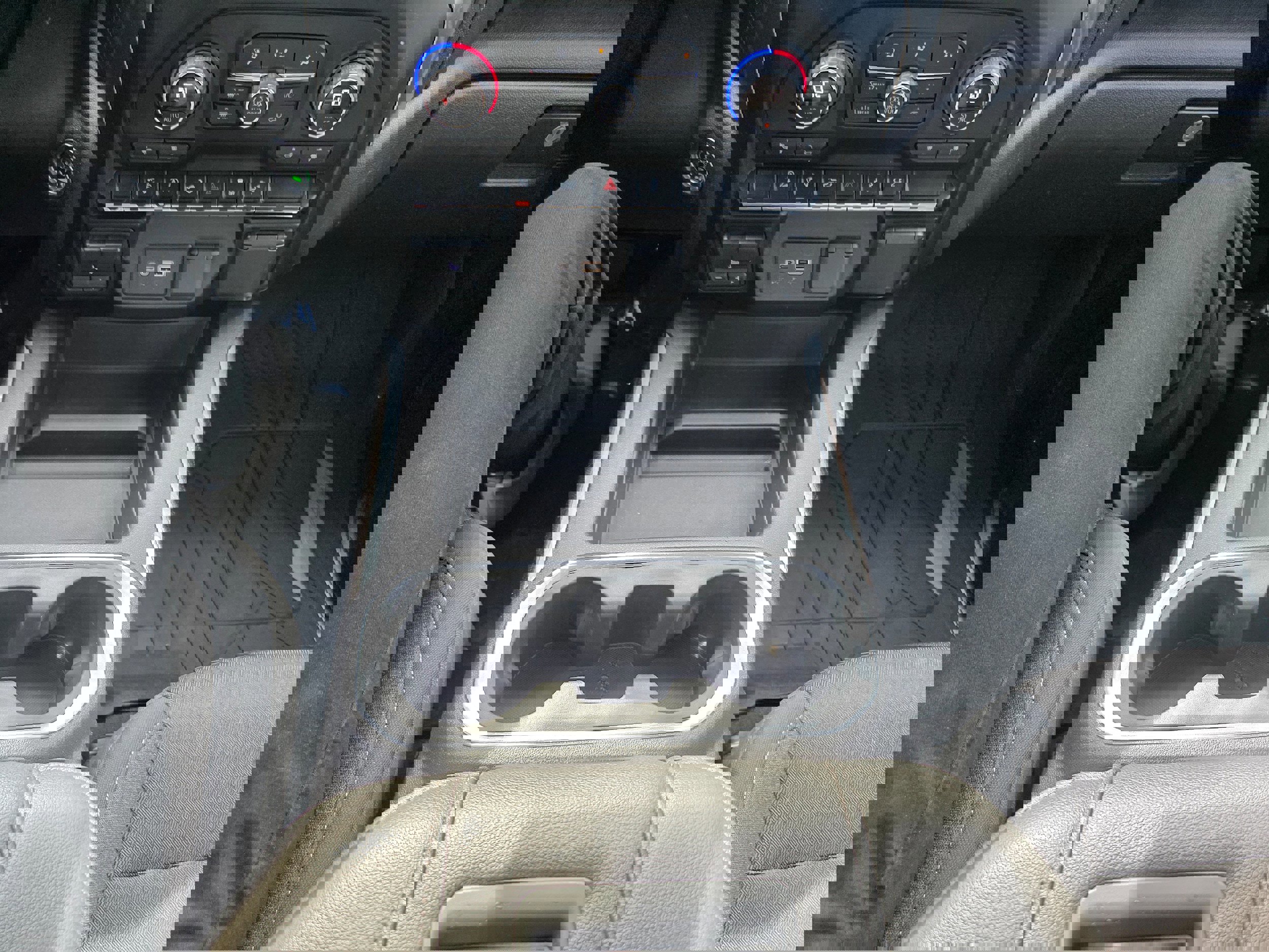 Used 2019 Chevrolet Silverado 1500 RST image 14