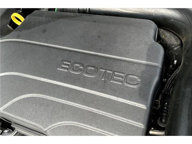 Used 2022 Chevrolet Malibu LT FWD image 33