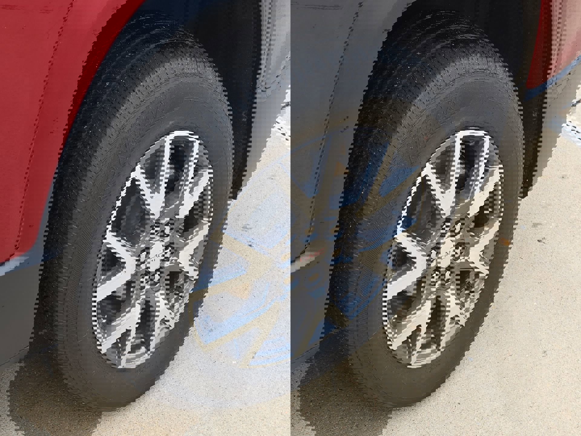 Used 2023 GMC Acadia SLT image 11