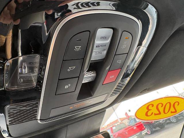 Used 2023 Hyundai Palisade Calligraphy image 19