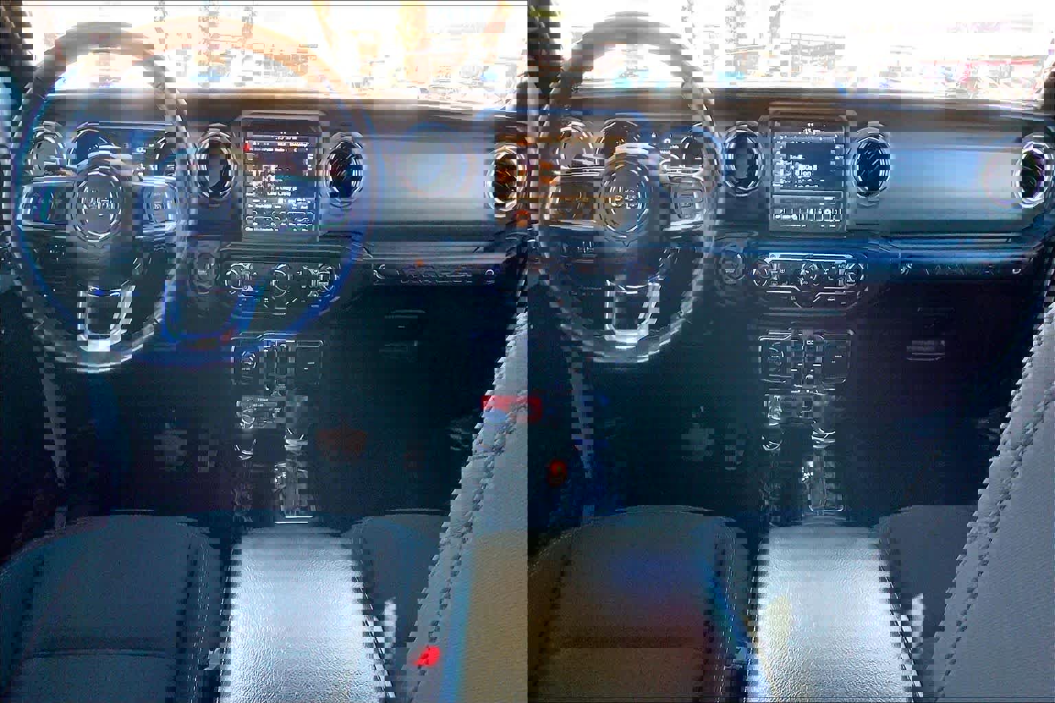 Used 2022 Jeep Wrangler Unlimited Rubicon 4xe w/ Steel Bumper Group image 30