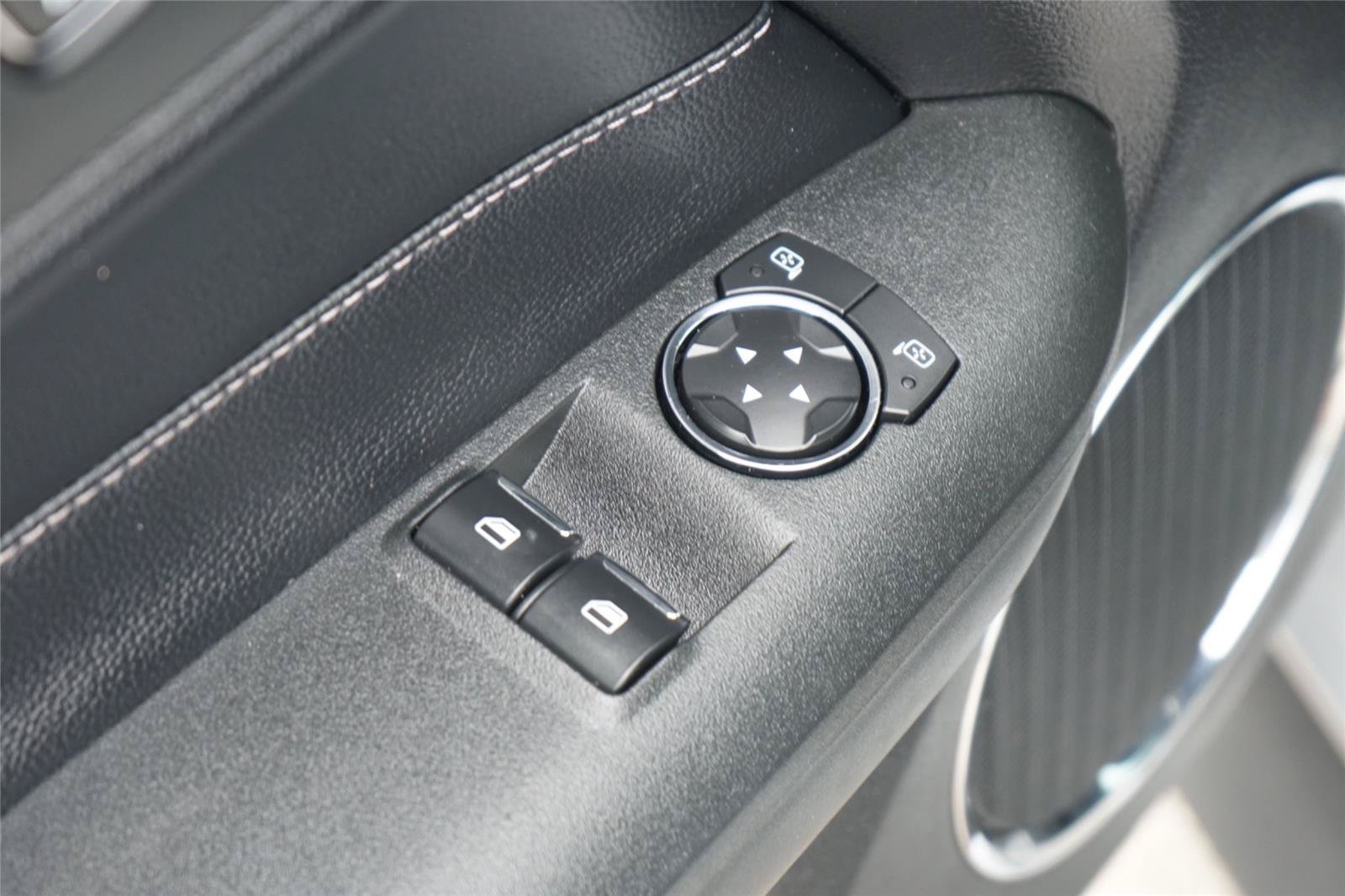 Certified 2021 Ford Mustang Premium RWD image 19