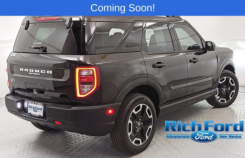 Certified 2023 Ford Bronco Sport Outer Banks AWD/4WD image 3