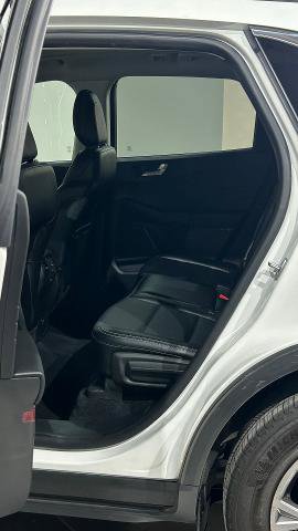 Certified 2022 Ford Escape SEL AWD/4WD image 40