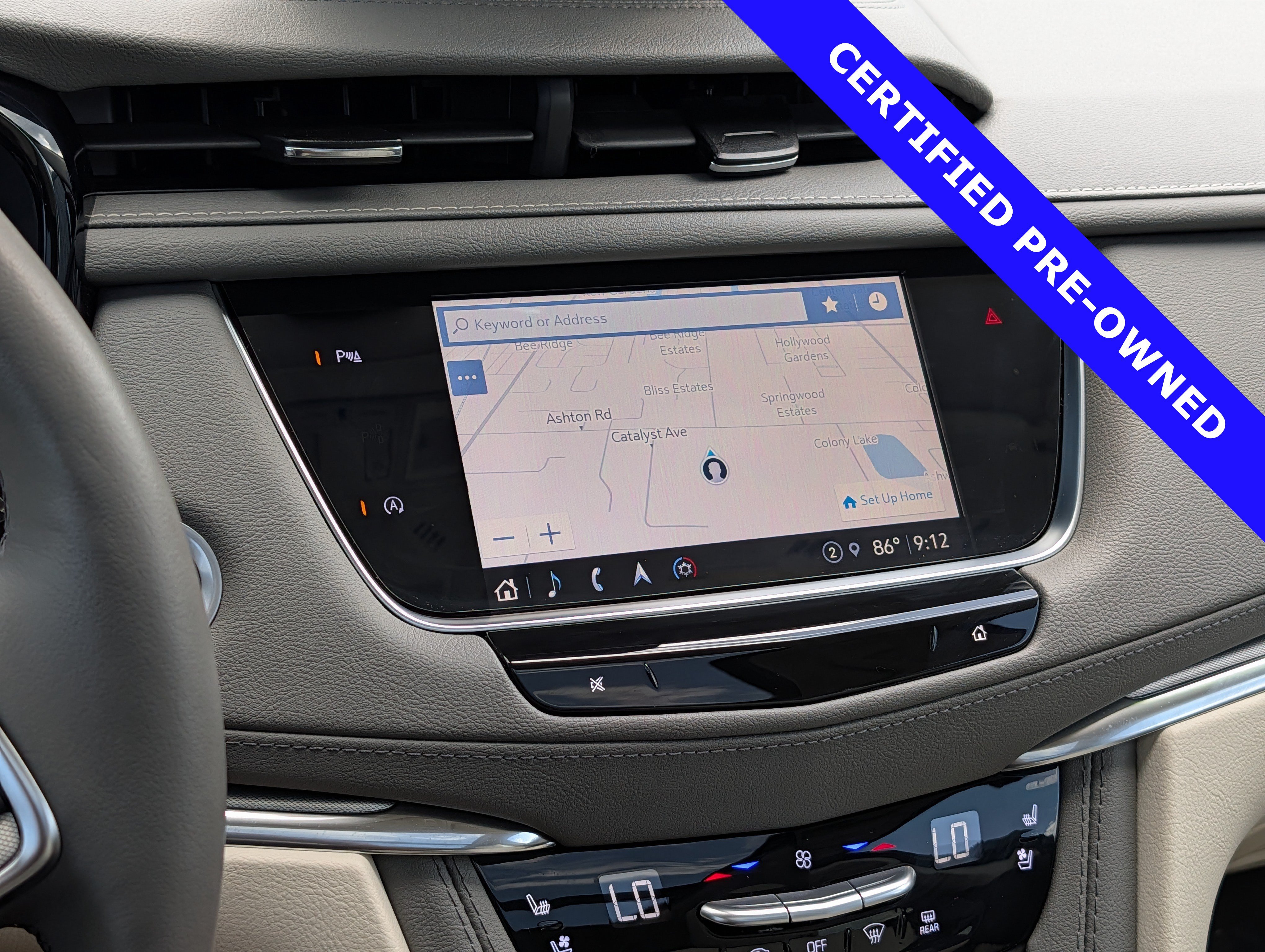 Used 2024 Cadillac XT5 Premium Luxury w/ LPO, Floor Liner Package FWD image 30