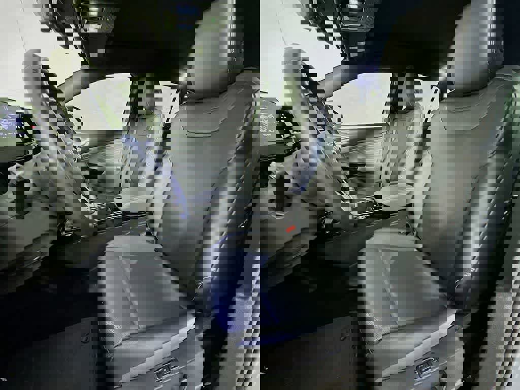 Used 2023 Volkswagen ID.4 Pro S image 15