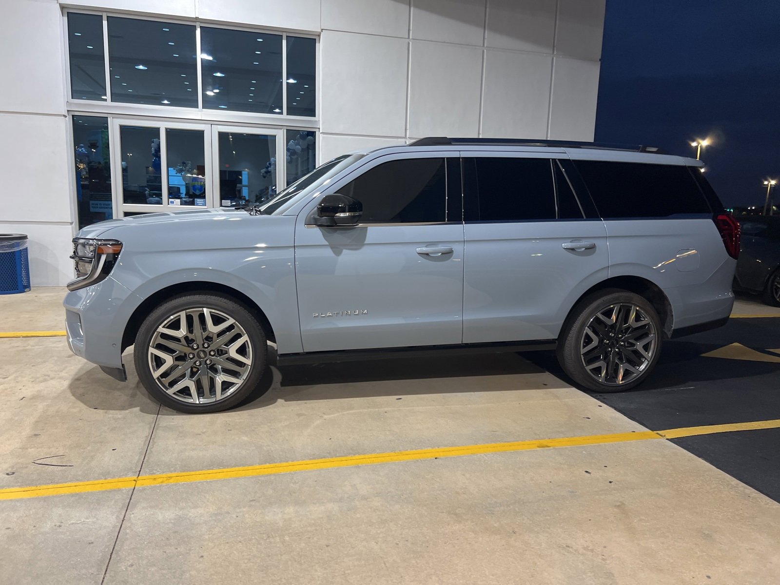 Certified 2025 Ford Expedition Platinum w/ Platinum Ultimate Package image 7