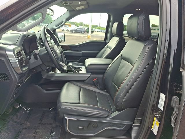 Certified 2022 Ford F150 Lariat w/ FX4 Off-Road Package AWD/4WD image 13